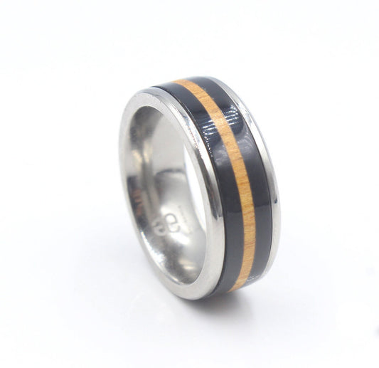 Ring aus schwarzem Büffelhorn und Jackfruchtholz