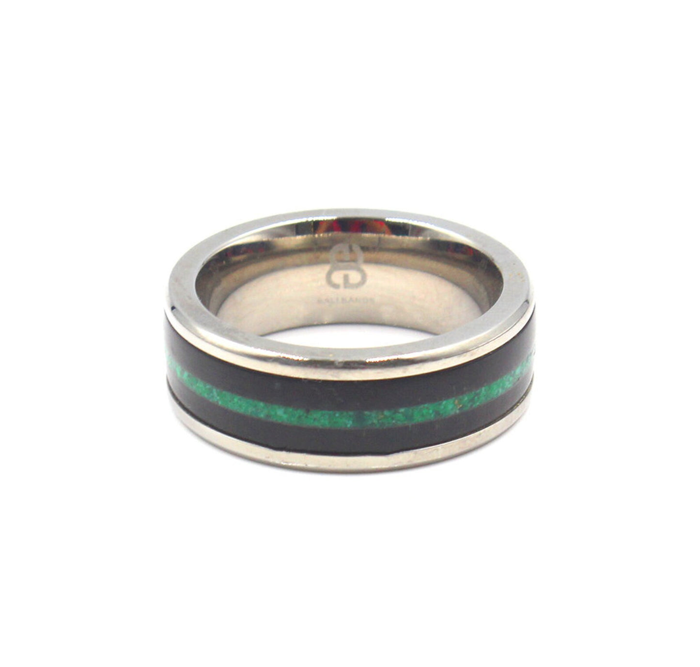 Ring aus Büffelhorn und Malachit