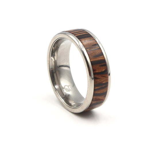 Ring aus Kokosnussholz