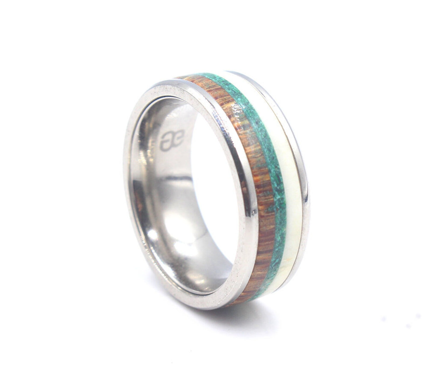 Ring aus weißem Stierhorn, Kokosnussholz und Malachit