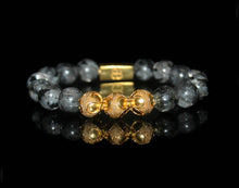 Load image into Gallery viewer, Labradorite and Gold