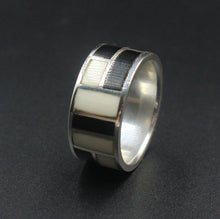 Load image into Gallery viewer, Sterling Silver and Horn Ring